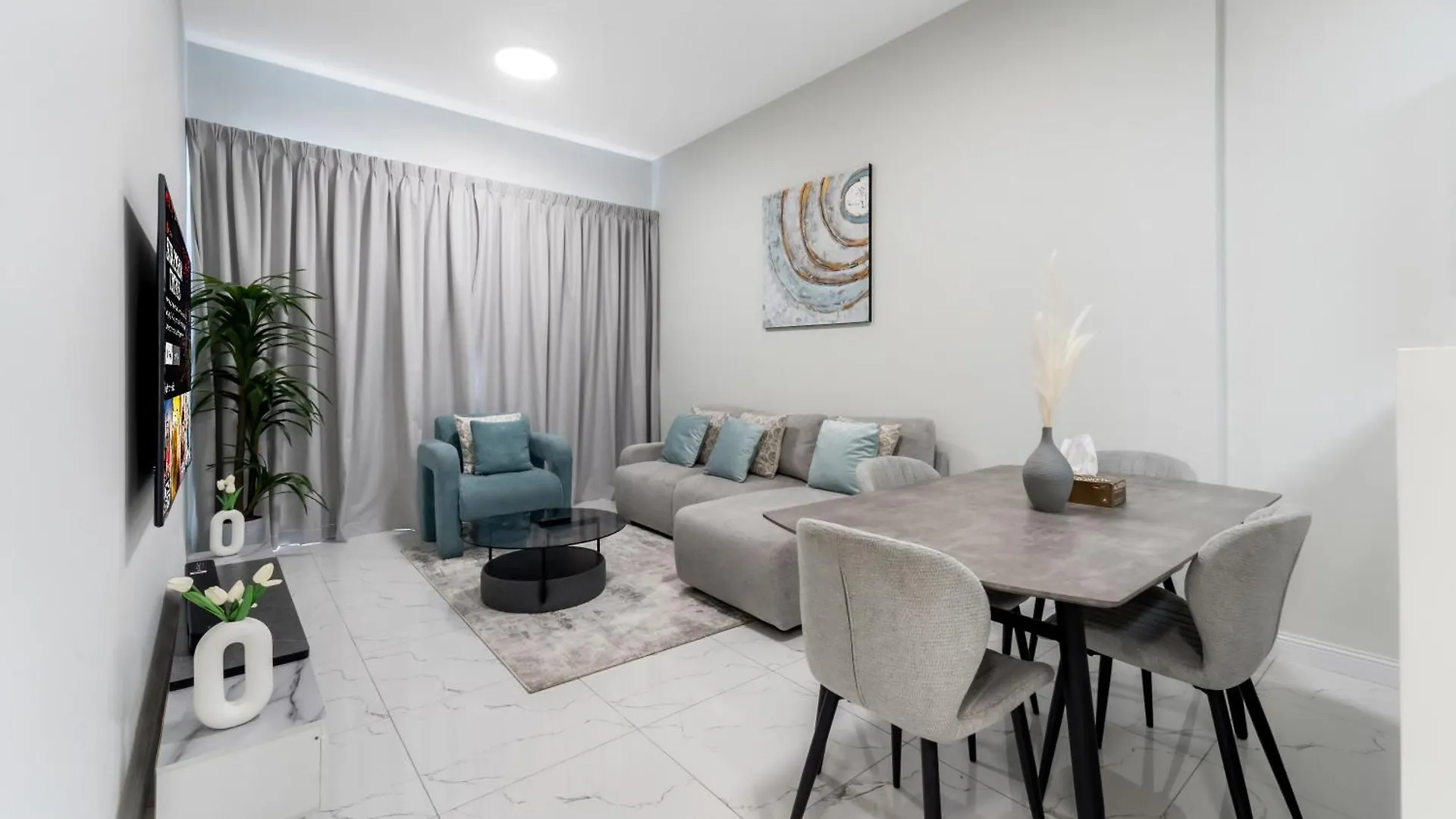 Apartment Chic 1 Bedroom With Port Views Dubai