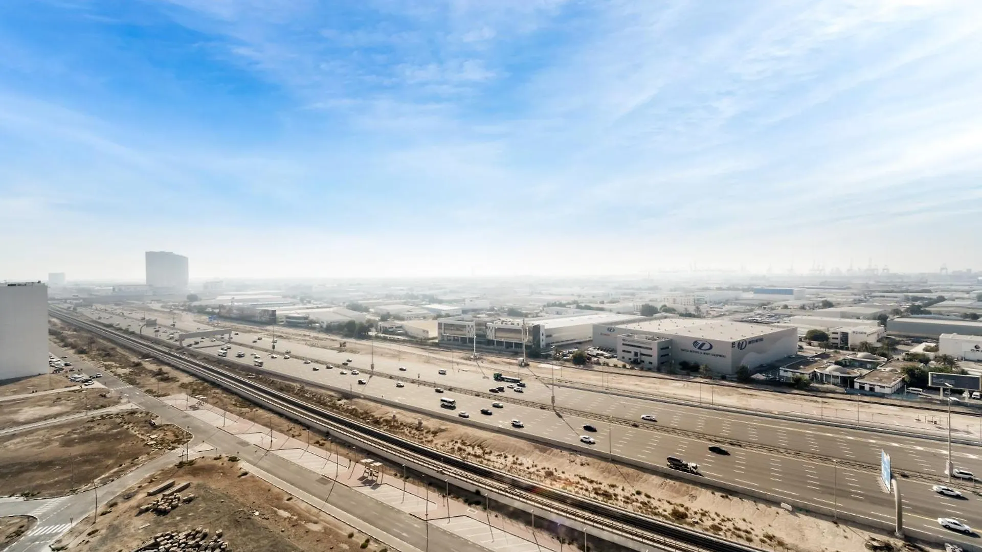 Chic 1 Bedroom With Port Views Dubai Apartment